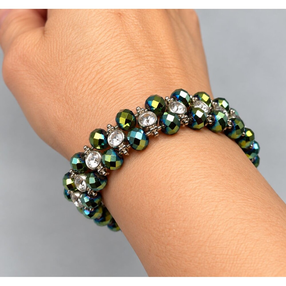 Green Blue Iridescent Beaded Stretch Bracelet Rhinestone Silver Tone Sparkly